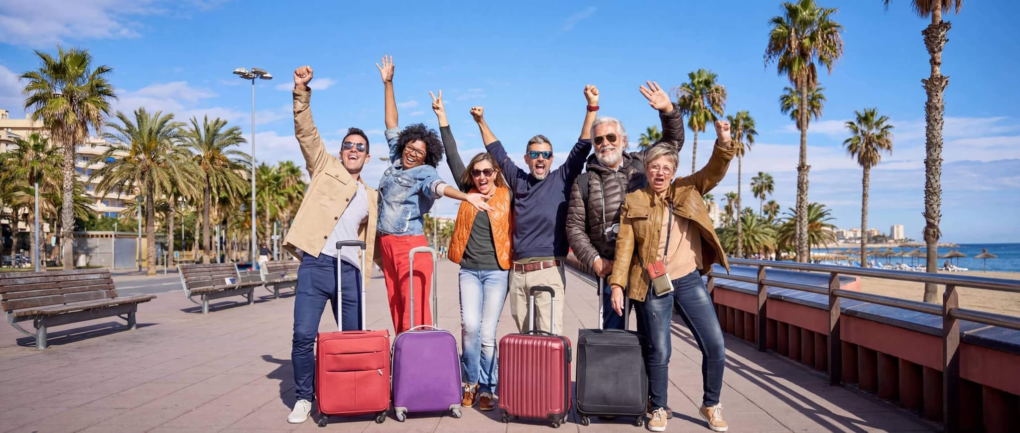 מטיילים שמחים